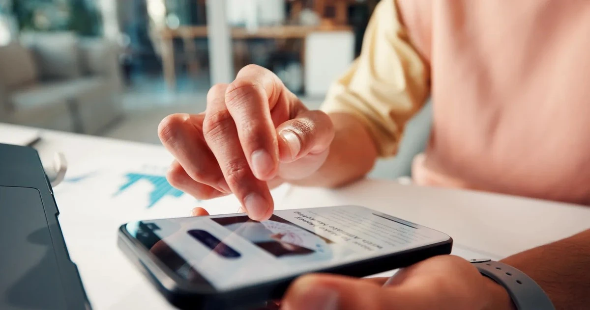 Proč ChatGPT ovládl telefony v Evropě a která legenda z žebříčku nečekaně vypadla