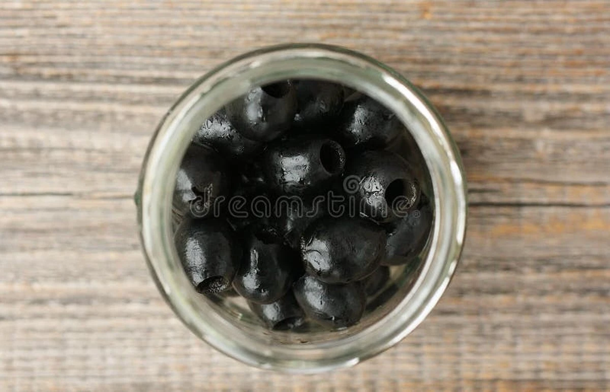 Proč má olivová pecka světlou barvu: Jednoduchý trik, jak poznat obarvenou chemii - image 1