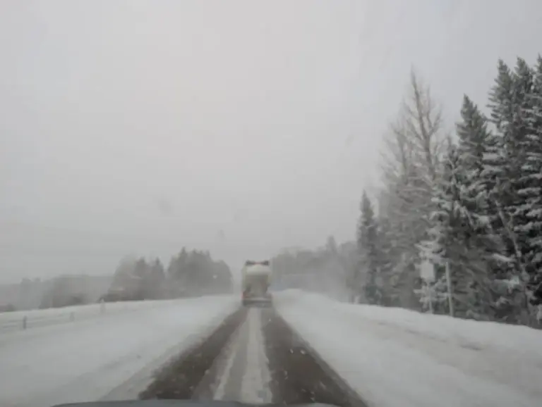 Proč meteorologové sledují 2 metry sněhu v USA: Pocítíme to i v Česku