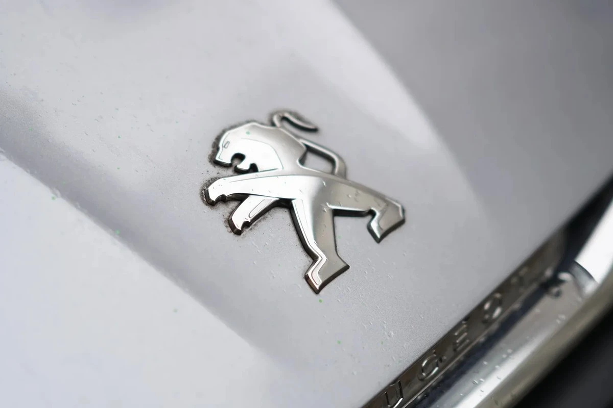 Proč se dieselové motory vrací do oblíbených modelů Peugeot a Opel