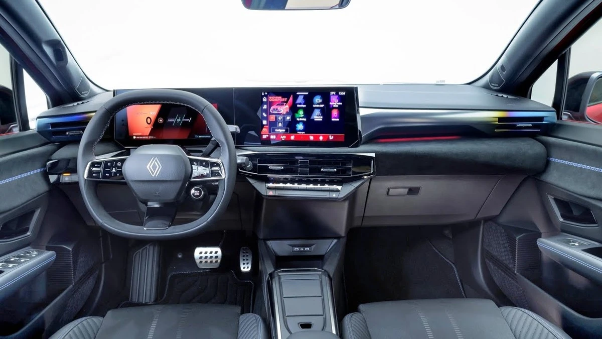 Proč se nový Renault Clio 2026 stal noční můrou pro hybridní konkurenci? - image 1