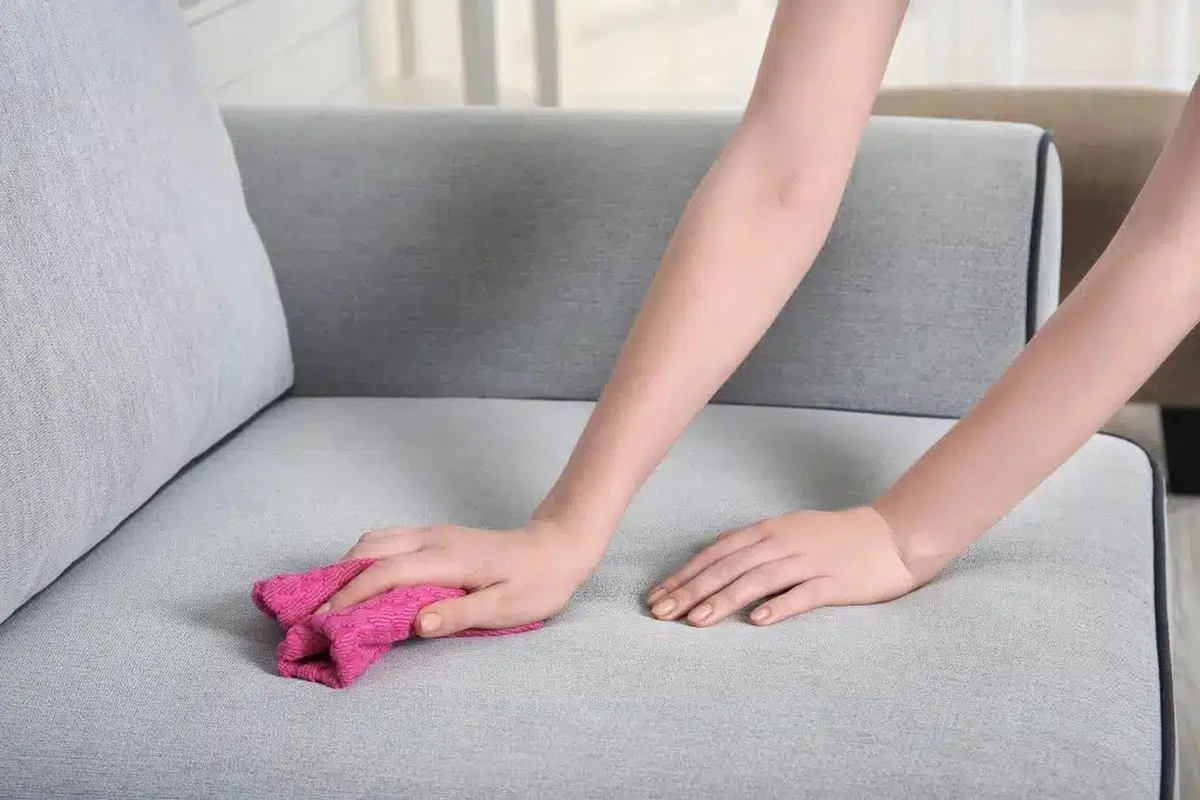 Proč zkušení hostitelé dávají tabletu do myčky na starý hrnec - image 1