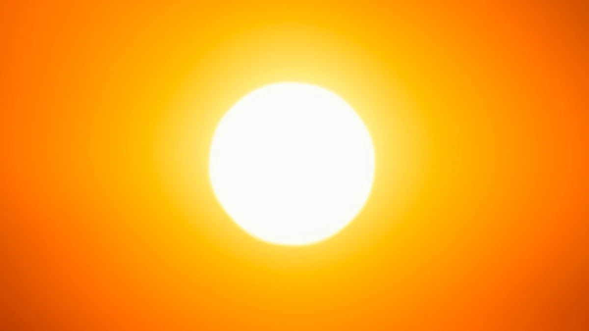 Proč meteorologové mluví o neviditelné pokličce, která teď láme teplotní rekordy