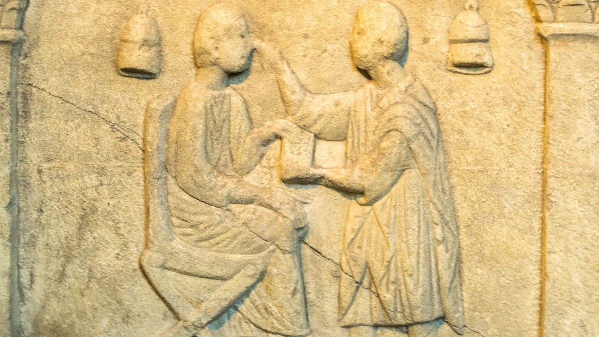 Proč se dožívali stovky: Lékař Galén popsal režim muže, který jedl jen med a chléb