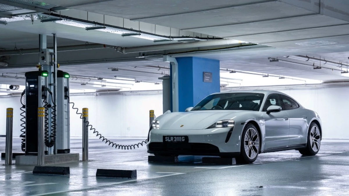 Proč se konstruktéři v Bentley rozhodli vsadit vše na jednu kartu - image 1