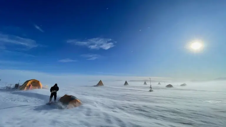 Proč se planeta ochladila i bez změny CO2: Odpověď leží v nejstarším ledu Antarktidy