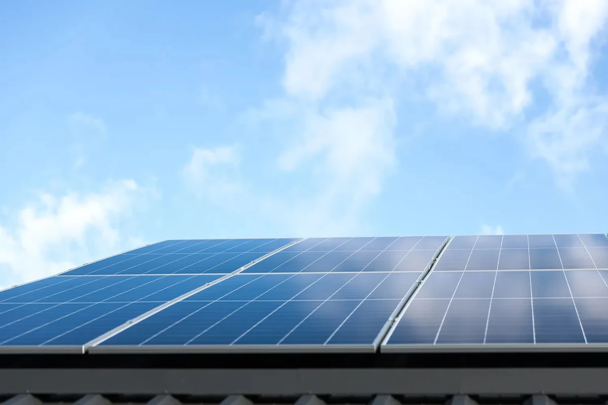 Proč se v dopise od dodavatele elektřiny objevilo 150 eur měsíčně navíc