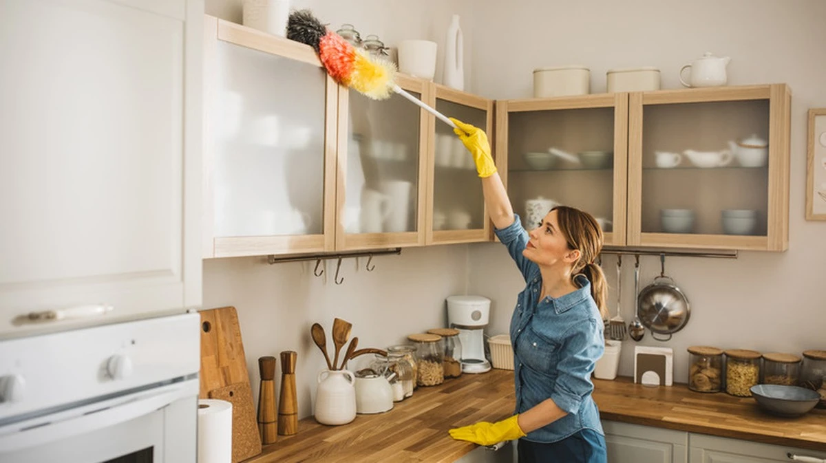 Proč si zkušení hostitelé při úklidu stoupají na židli - image 1