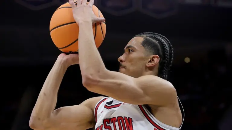 Proč zkušení basketbalisté míjejí koše v rozhodující moment