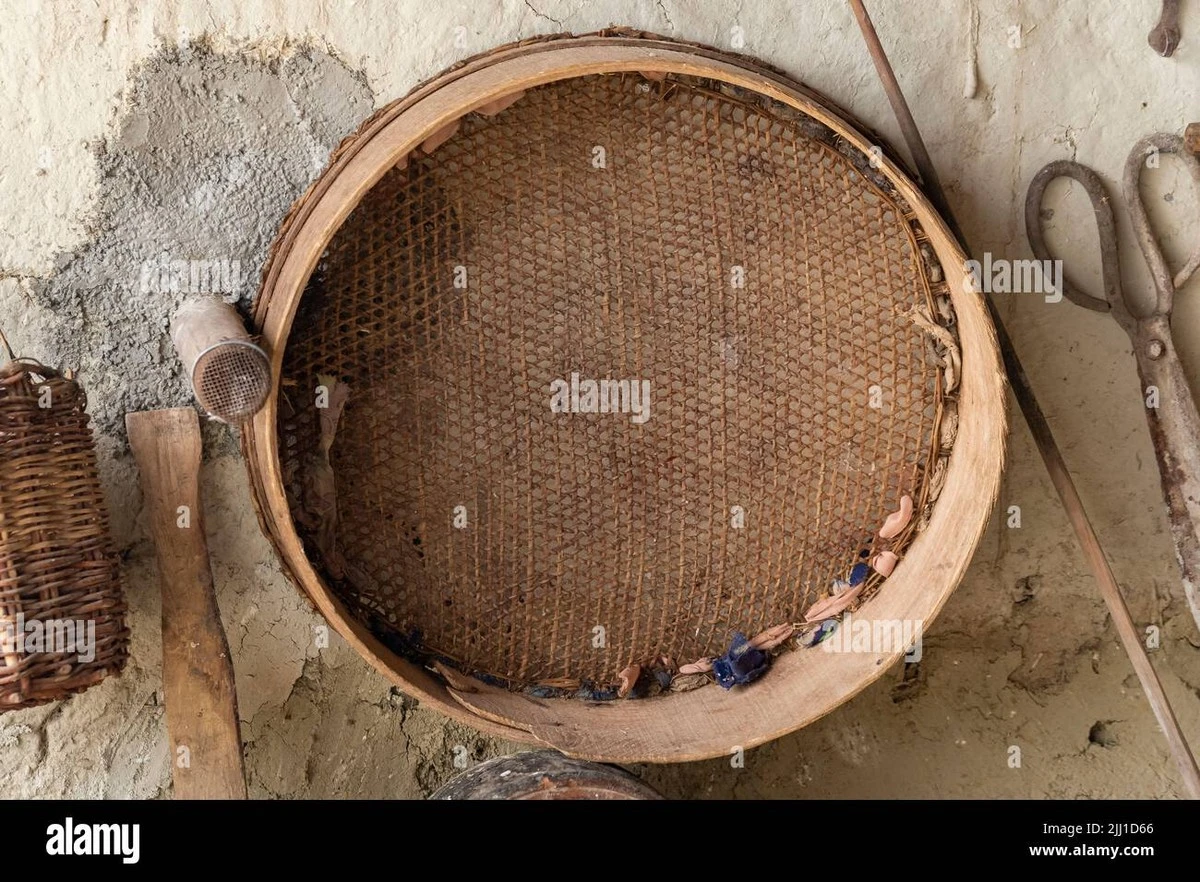 Proč zkušení čeští zahrádkáři nevyhazují staré kuchyňské síto - image 1