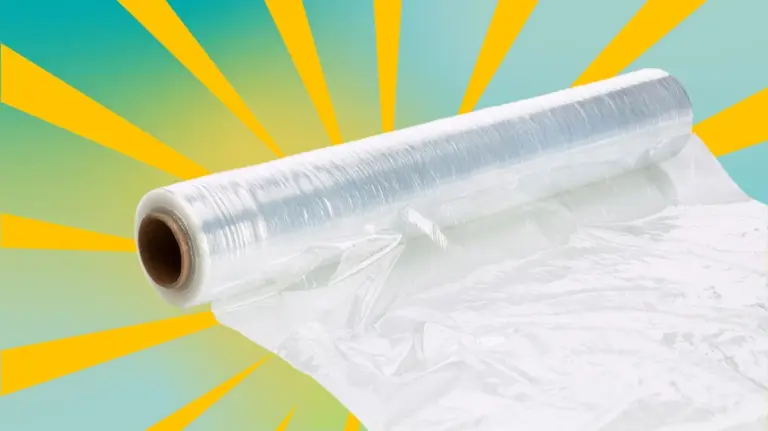 Proč zkušení kuchaři potravinovou fólii po každém použití dvakrát otočí