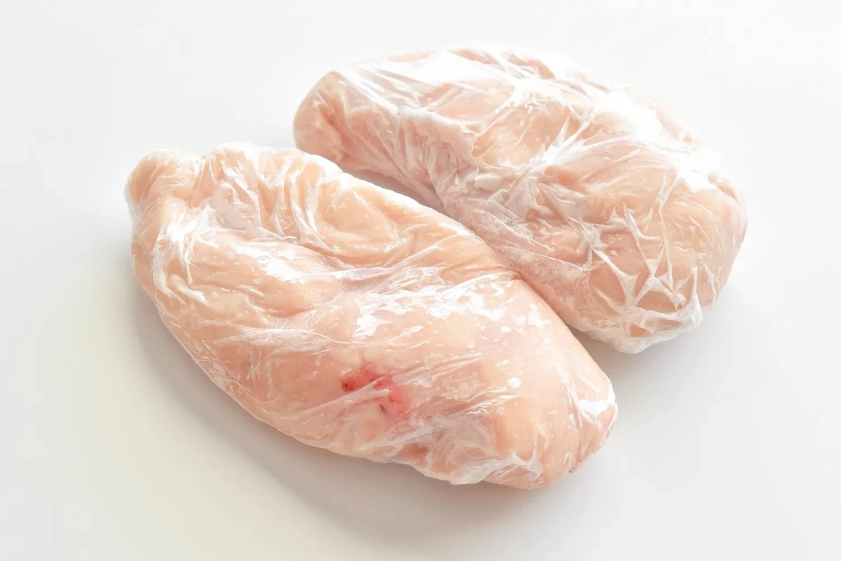 Proč zkušení kuchaři přidávají ocet do misky se zmrzlým masem