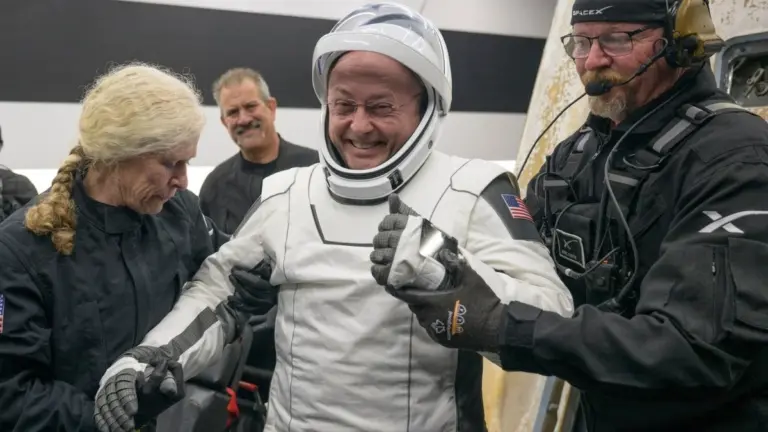 Proč zkušený astronaut NASA z ničeho nic ztratil řeč: Lékaři příčinu stále neznají