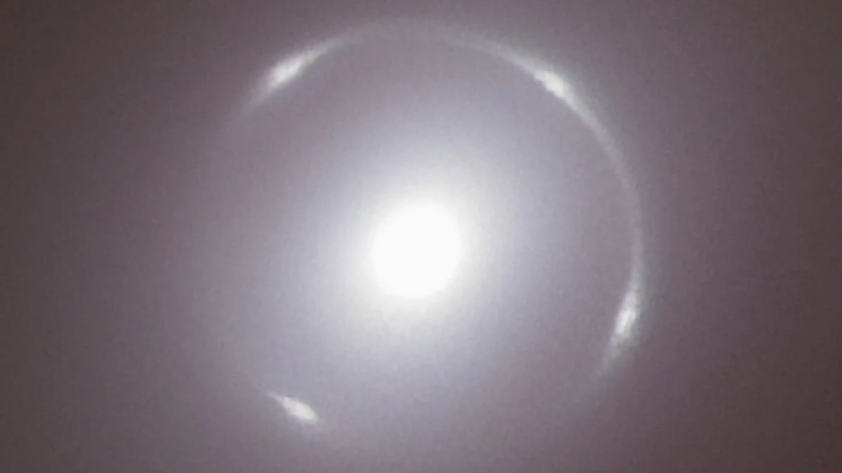 Proč astronomové hledají dobrovolníky pro lov vesmírných prstenců v datech z teleskopu Euclid