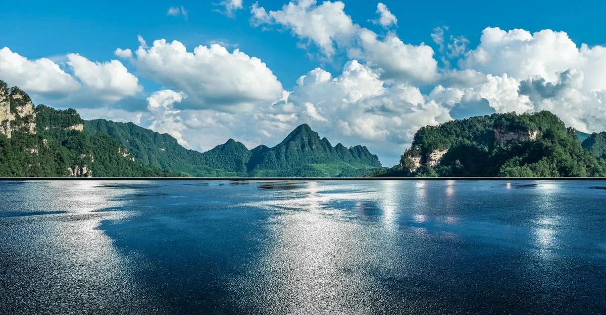 Proč letos zaplatíte za kávu víc: El Niño mění letní počasí i české peněženky