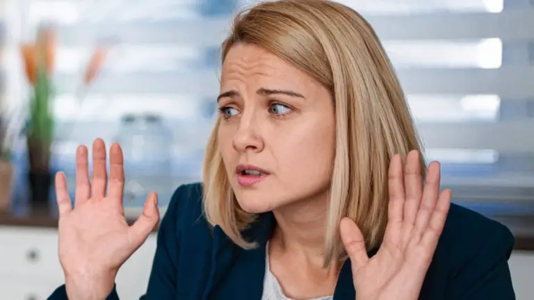 Proč nám při hádce „vypíná“ mozek: Jednoduchý trik, jak neztratit nervy