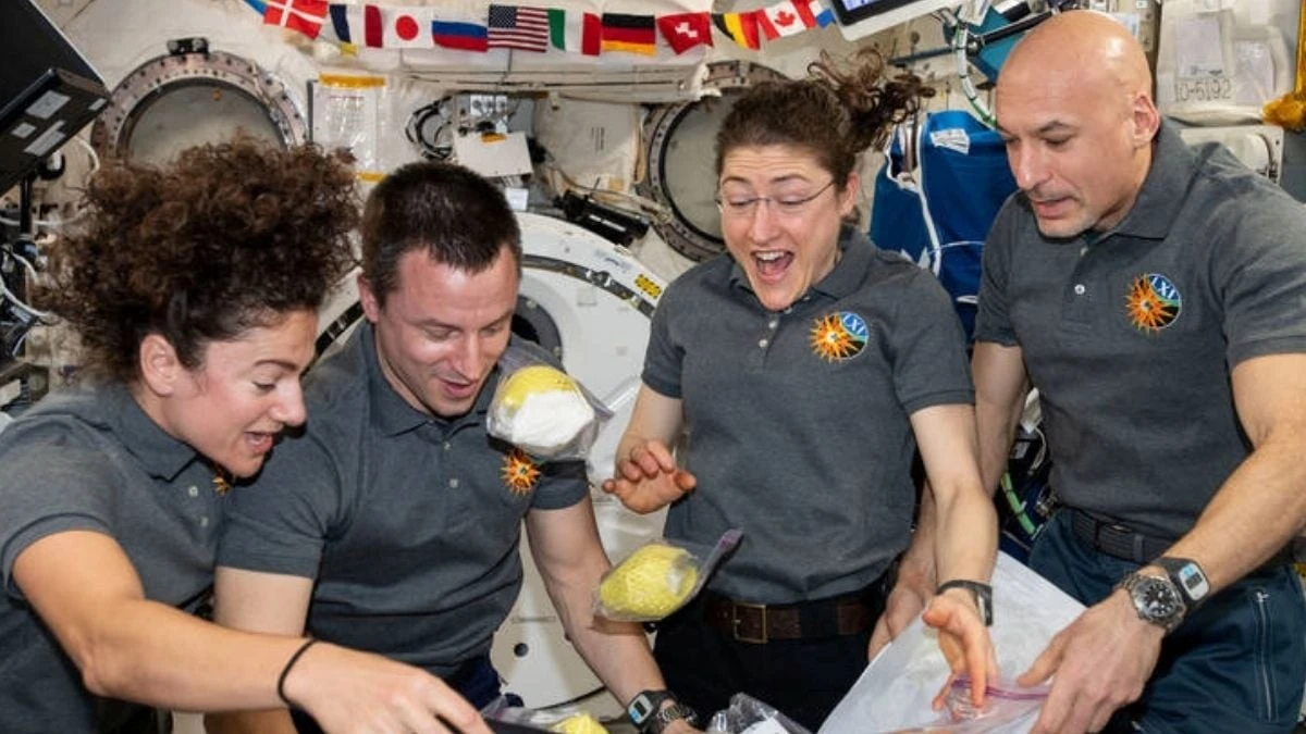 Proč se mozek astronautů i po měsících ve vesmíru stále snaží přeprat gravitaci