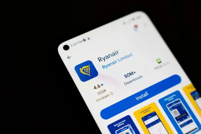 Proč se už na papírovou letenku u Ryanairu nemůžete spolehnout