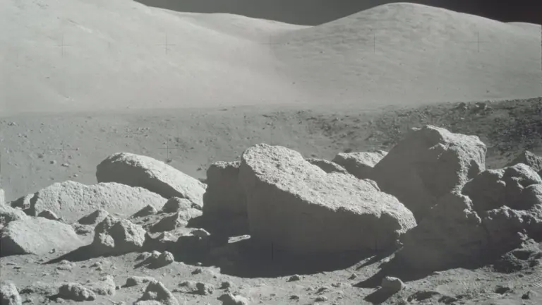 Proč vědci zkoumají titan v měsíčním prachu z mise Apollo 17