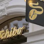 Proč zkušení čeští pivaři letos ke grilu neberou nic jiného než tuhle věc z Tchiba