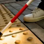 Proč zkušení echolokátoři dokážou vidět věci jen pomocí mlasnutí jazykem