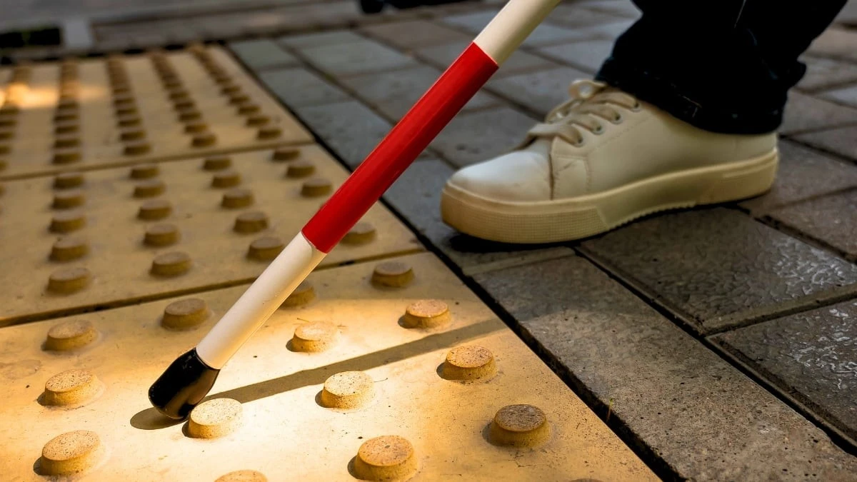 Proč zkušení echolokátoři dokážou vidět věci jen pomocí mlasnutí jazykem