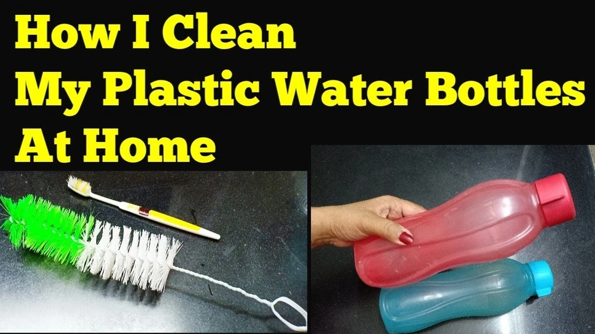 Proč zkušení hospodáři navlékají starou ponožku na plastovou lahev - image 1