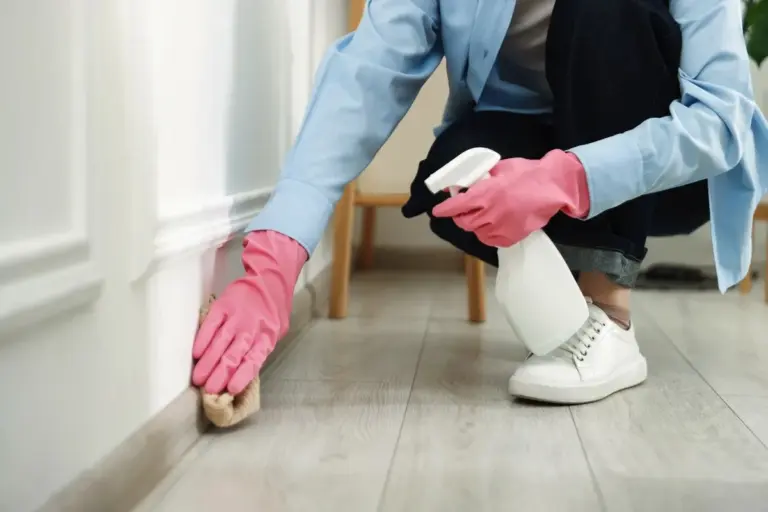 Proč zkušení hostitelé nikdy nestelou postel hned po probuzení