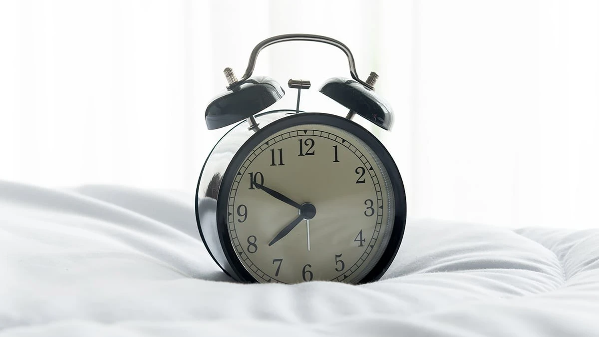 Proč zkušení kardiologové doporučují chodit spát vždy ve stejnou minutu
