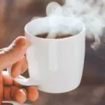 Proč lidé s pomalým spalováním kofeinu mívají štíhlejší postavu
