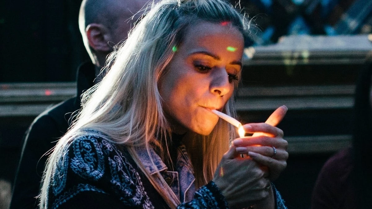 Proč se večerní rituál s konopím nenápadně mění v past na depresi
