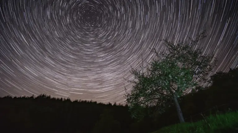 Proč zkušení astrologové radí po 15. květnu zpomalit a co to udělá s vaším klidem