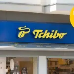 Proč zkušení hostitelé dávají na prostřený stůl tuhle skládací čepici