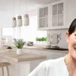 Proč zkušení hostitelé nenechávají olej a saponát na kuchyňské lince