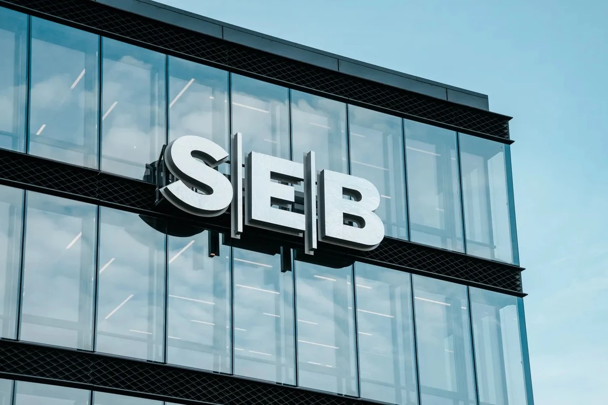 Proč zkušení klienti bank v Česku přehlížejí měsíční splátku a sledují jiný údaj