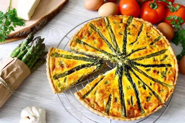 Proč zkušení kuchaři kapou na chřest citron dříve, než ho dají do trouby