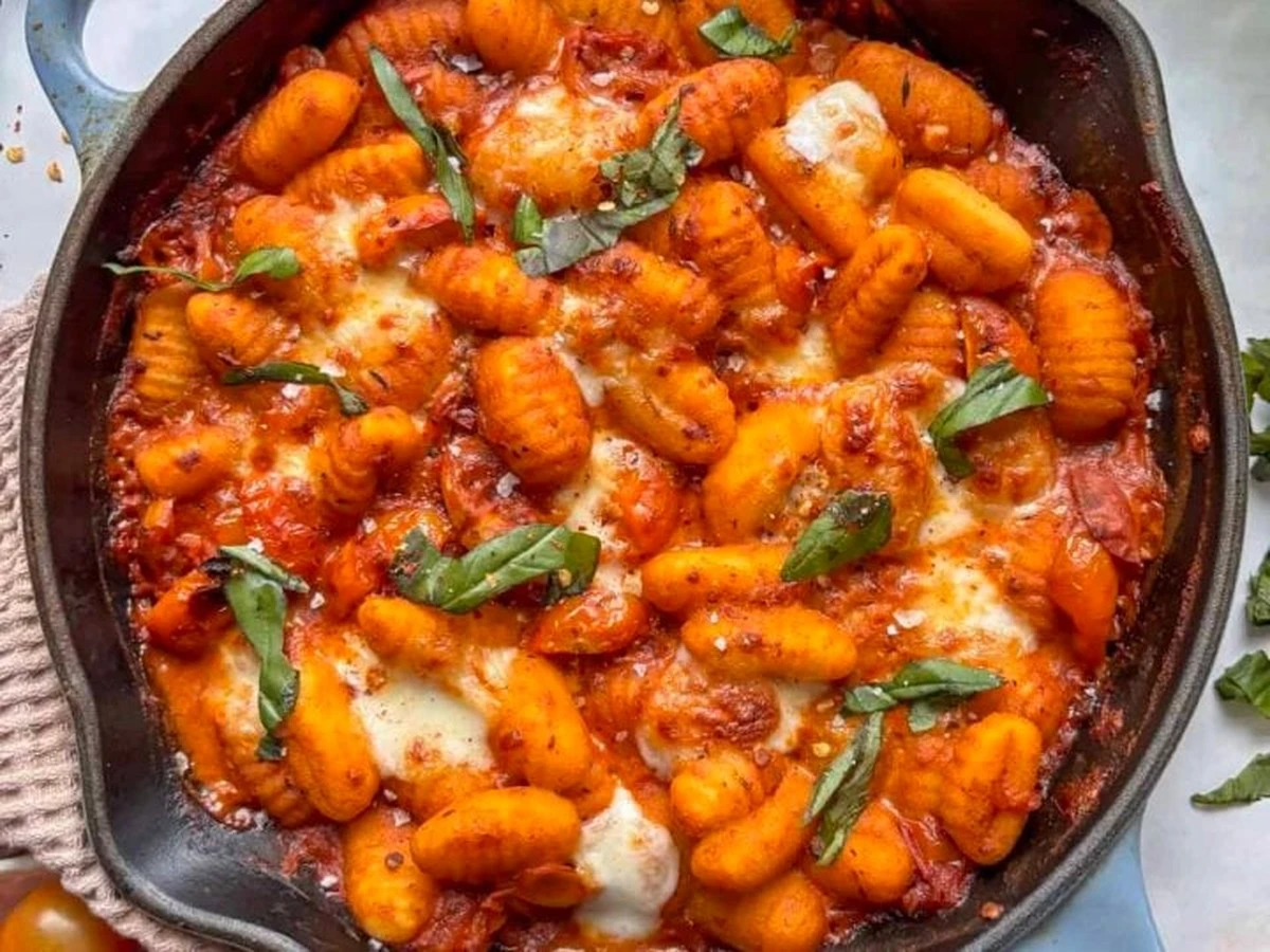 Proč zkušení kuchaři dávají gnocchi přímo do omáčky a nepoužívají cedník - image 1