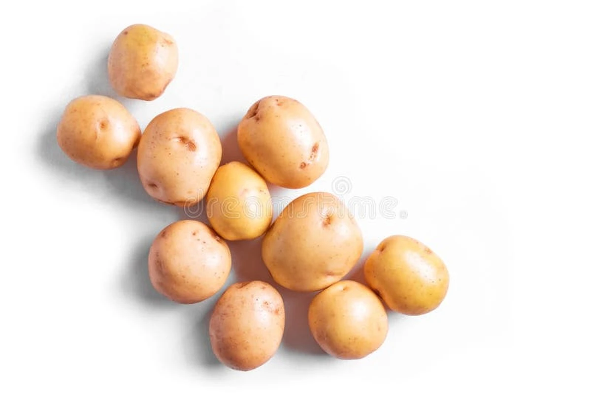 Proč zkušení kuchaři sypou do sáčku s bramborami hrubou sůl - image 1