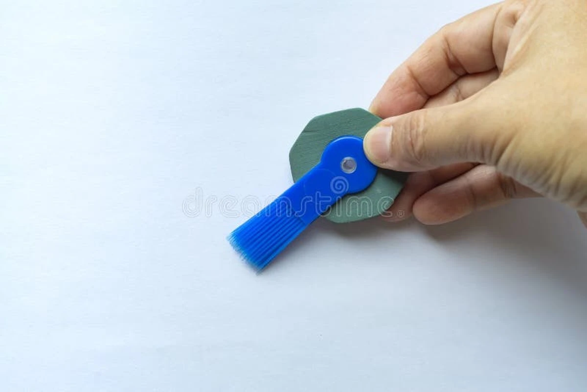 Proč zkušení kutilové vždycky mají v kapse modrou stranu gumy - image 1