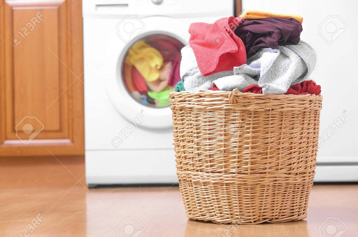 Proč zkušení lidé dávají do pračky s bílým prádlem jeden šedý ručník - image 1