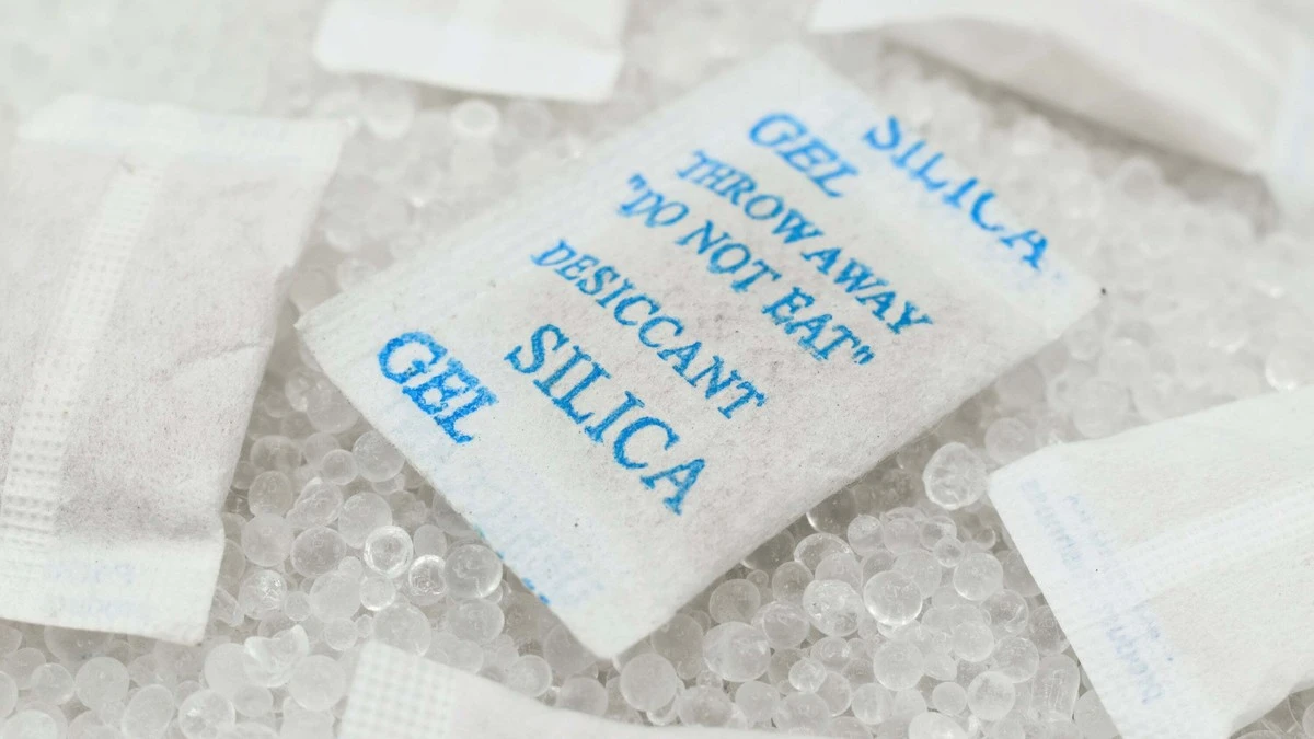 Proč zkušení lidé nevyhazují malé sáčky z krabic od bot - image 1