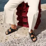 Proč zkušení majitelé sandálů Birkenstock používají k čištění lžičku jedlé sody