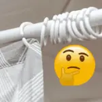 Proč zkušení minimalisté věší kroužky od sprchového závěsu do šatní skříně