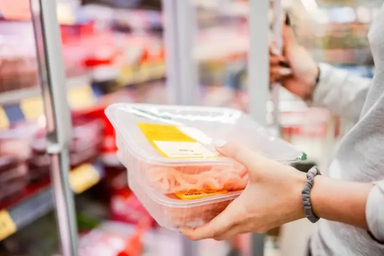 Proč zkušení nákupčí raději volí obyčejné vločky místo drahých fit tyčinek
