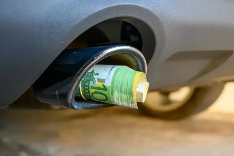 Proč zkušení řidiči začínají počítat s dražším benzínem kvůli novému pravidlu ETS2