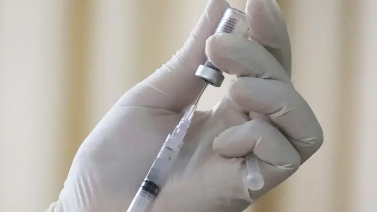 Proč lékaři doporučují vakcínu proti pásovému oparu pro ochranu mozku