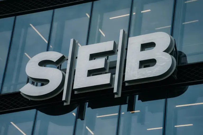 Proč se v telefonu objevují tyto zprávy od SEB: Triky, na které teď lidé doplácejí