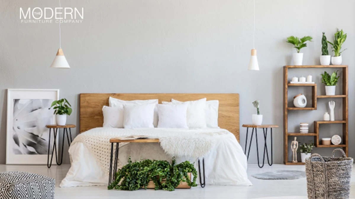 Proč zkušení designéři nechávají na nočním stolku jen tyto čtyři věci - image 1