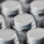 Proč zkušení lékaři varují před častým užíváním ibuprofenu na bolest kloubů