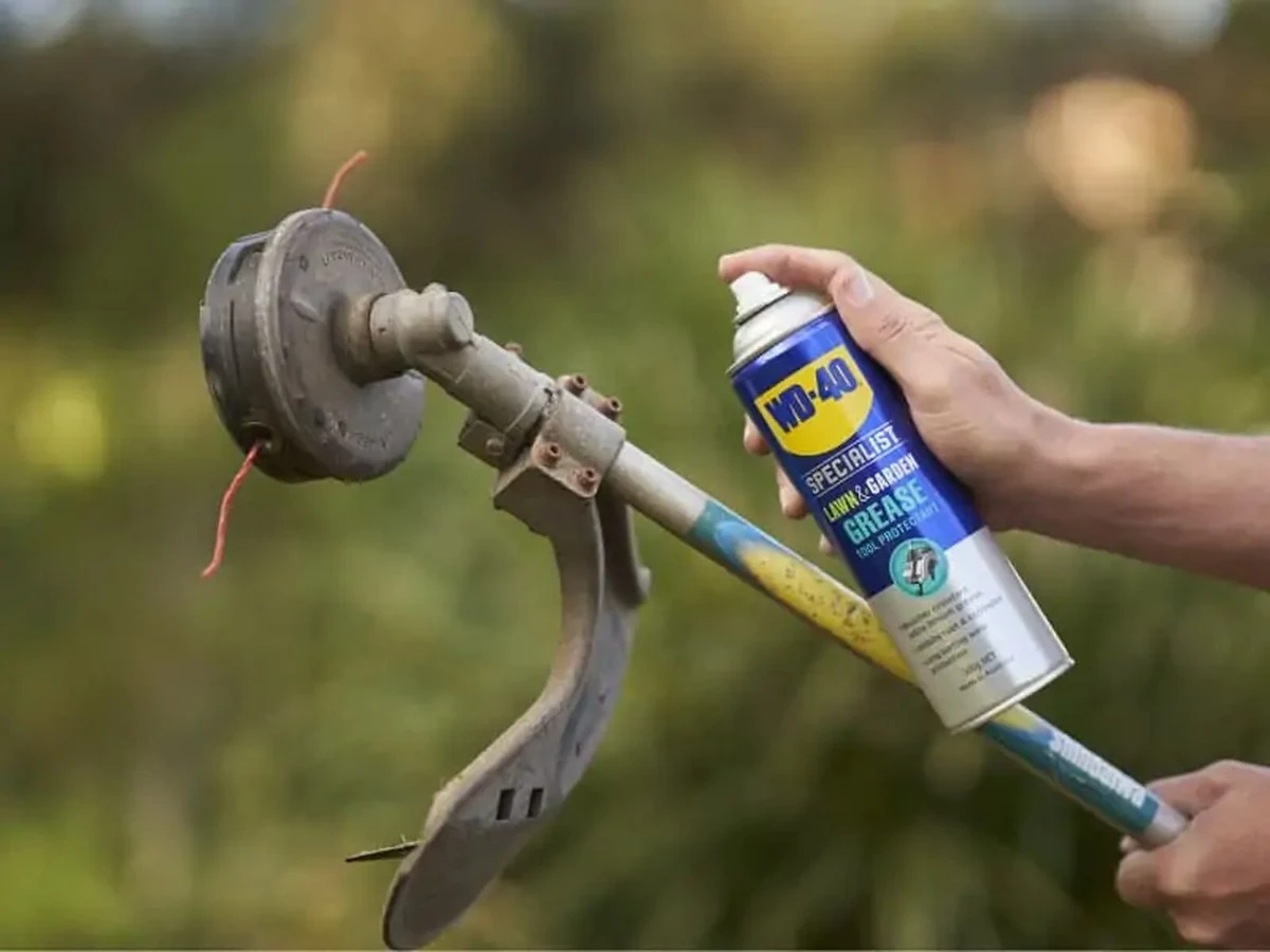 Proč zkušení řemeslníci nikdy nestříkají WD-40 na gumové těsnění - image 1